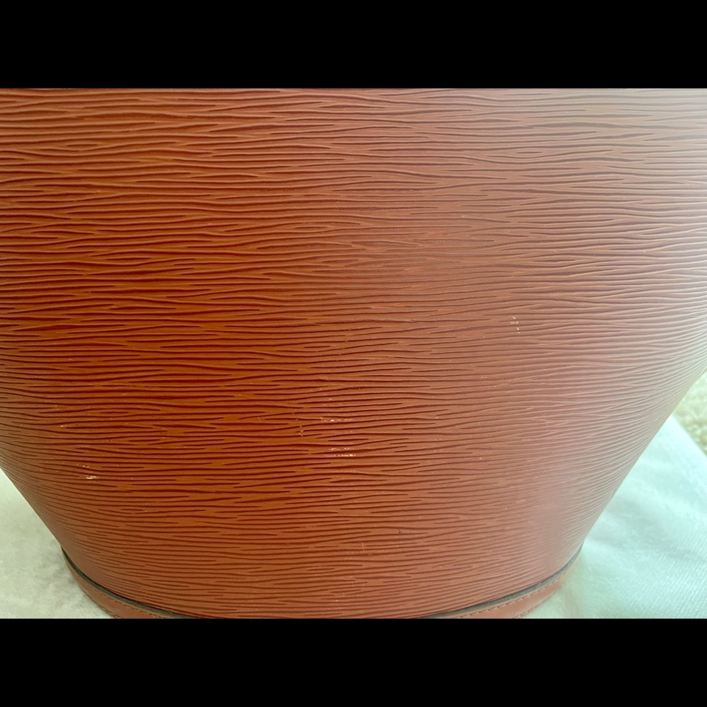 Louis Vuitton Epi Saint Jacques Tote - Picture 7 of 17